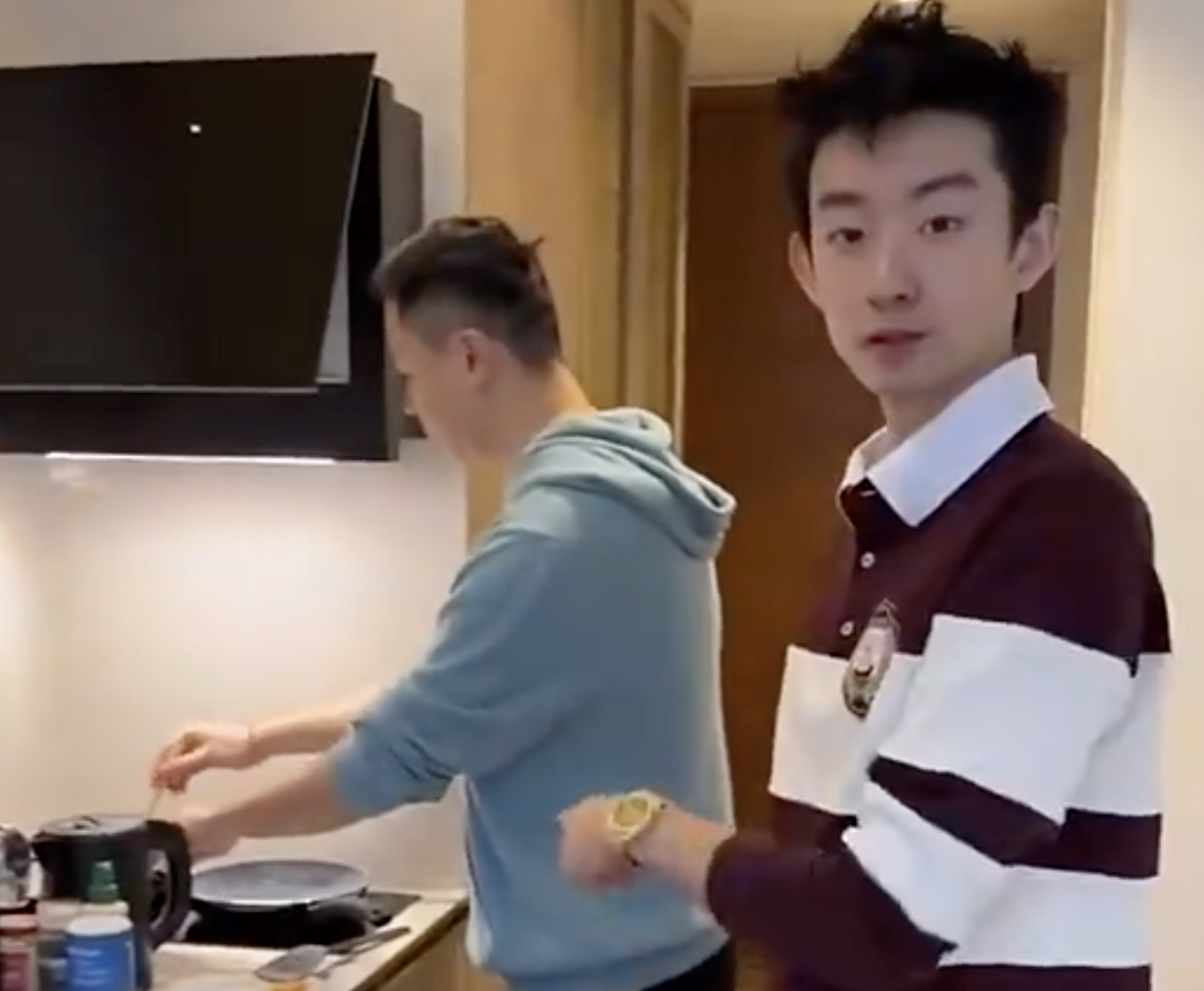 开云登录入口-“明天下手轻点” 肖国栋赛前给吴宜泽煮面条，却遭其0-6无情横扫